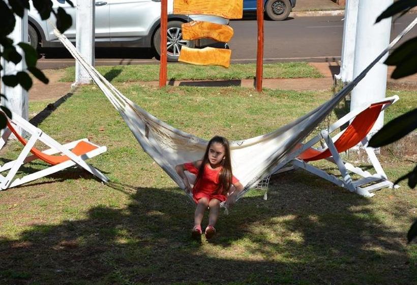 Albergue Hostal Posada Casa Grande 2 | Encarnacion | Paraguay | América del Sur 9