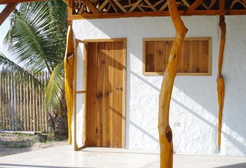 Hotel Jardin Pacifico Bungalow Room | Canoa | Manabi | Ecuador 3