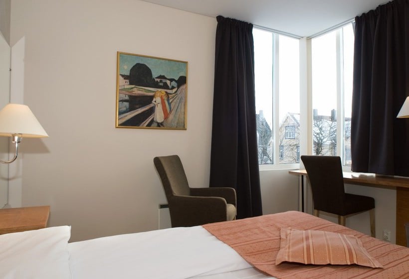 Fast Hotel Lofoten | Svolvaer | Nordland | Norvegia 1