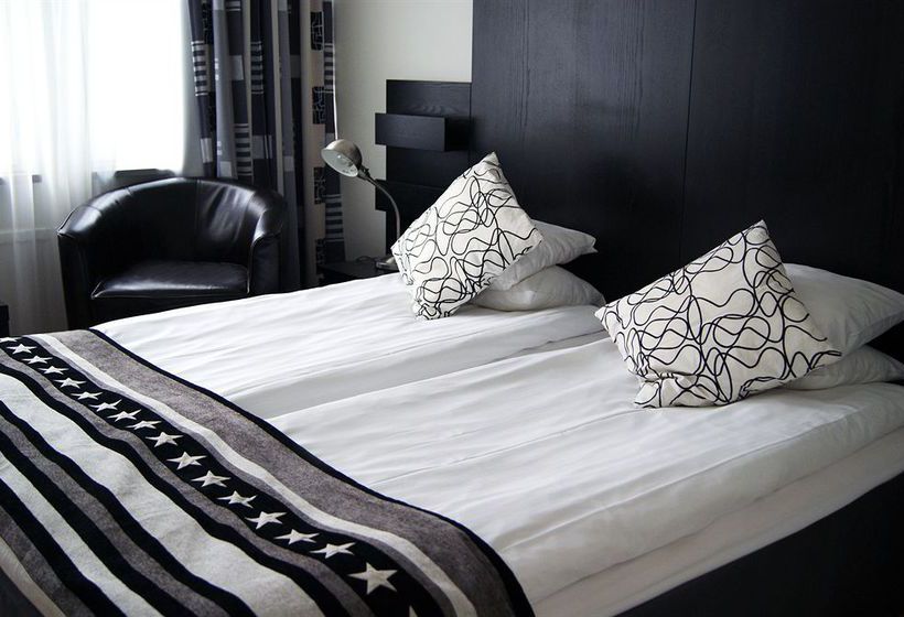 Familjen Ericsson's CITY HOTEL | Jonkoping | Jonkopings Lan | Sweden 1