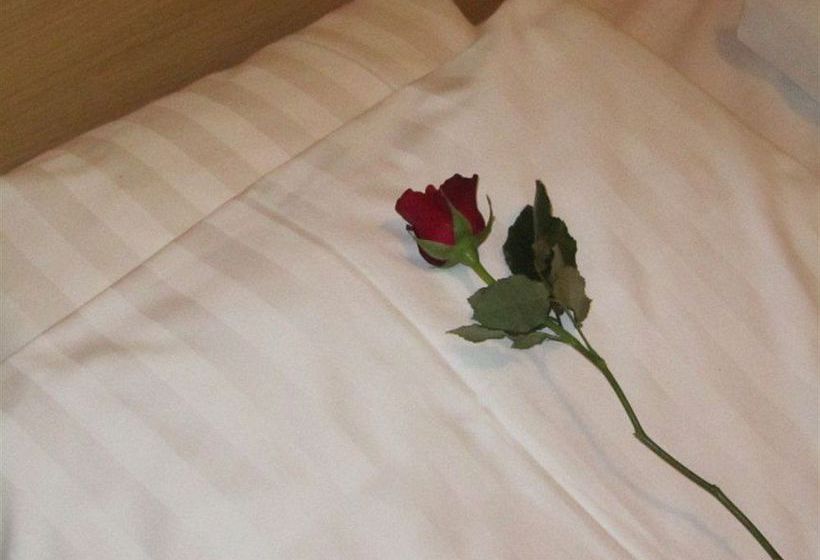 Hotel Ulvhaells Herrgard | Strangnas | Sodermanlands Lan | Sweden 10