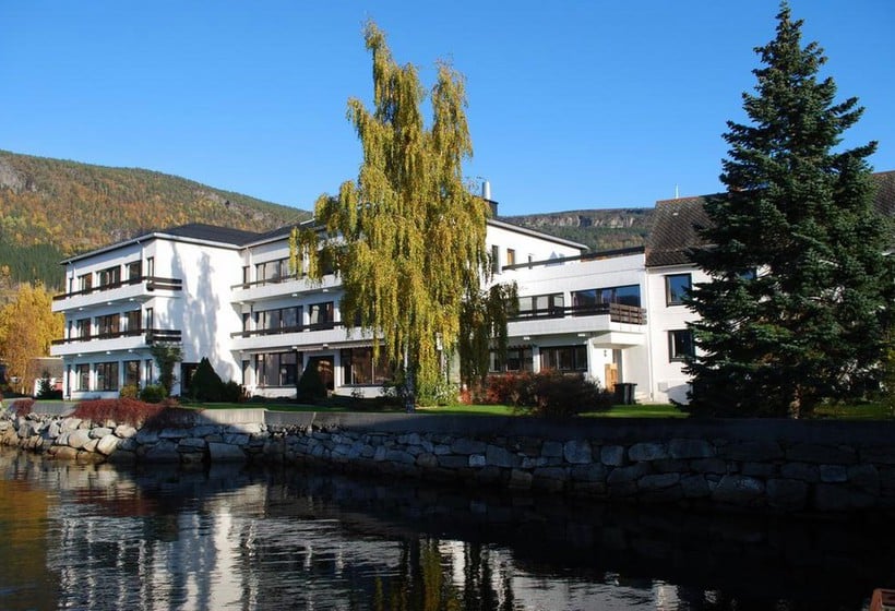 HotellInnvik Fjordhotell