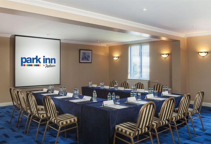 Park Inn by Radisson Shannon Airport Hotel | Shannon | Clare | Ireland 4