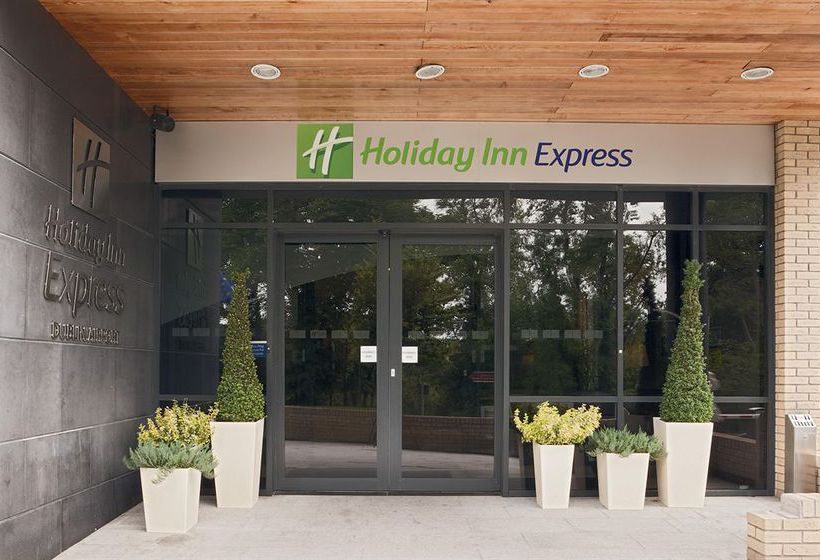 Hotel Holiday Inn Express Dublin Airport | Dublin | Dublin | Ireland 10