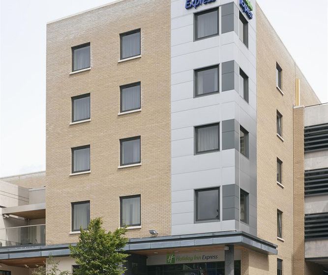 Hotel Holiday Inn Express Dublin Airport | Dublin | Dublin | Ireland 16