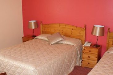Kilbrackan Arms Hotel | Carrigallen | Leitrim | Ireland 3