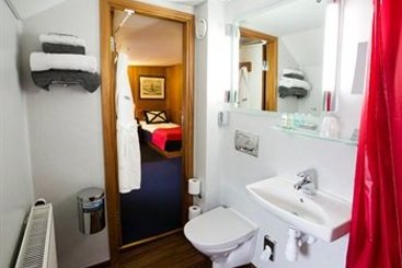 Hotell Liseberg Barken Viking | Gothenburg | Vastra Gotalands Lan | Sweden 5