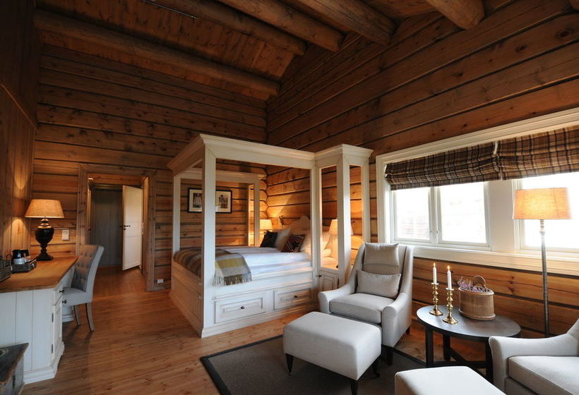 Storfjord Hotel | Skodje | More og Romsdal | Norway 8