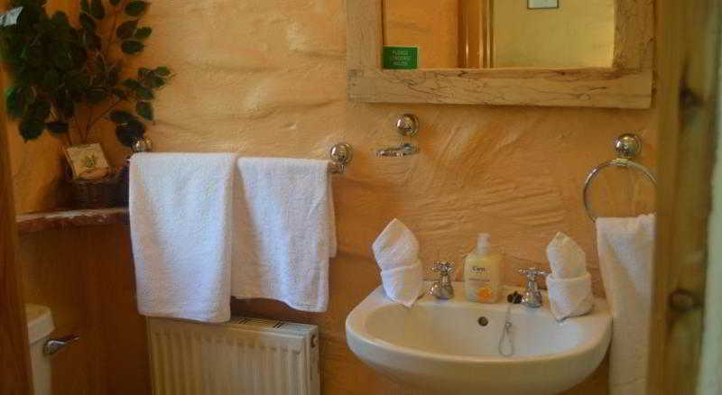 Bed and Breakfast Lissyclearig Thatch Cottage | Kenmare | Kerry | Ireland 10