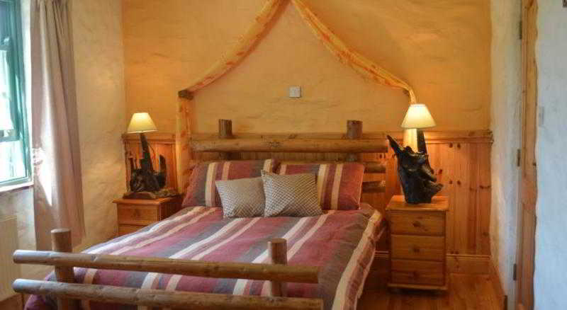 Bed and Breakfast Lissyclearig Thatch Cottage | Kenmare | Kerry | Ireland 6