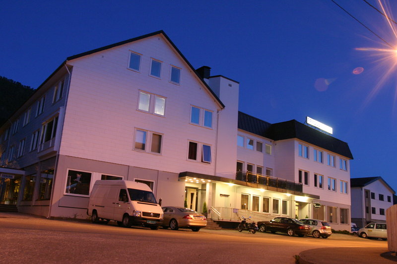 Bryggen Hotel Nordfjord | Nordfjordeid | Sogn og Fjordane | Norway 15