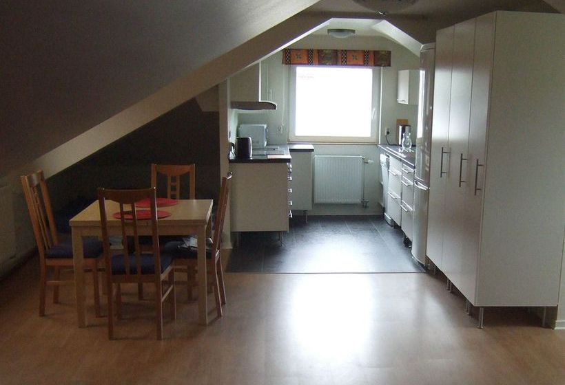 Platypus Penthouse Honeymoon Suite | Helsingborg | Skane | Suécia 1