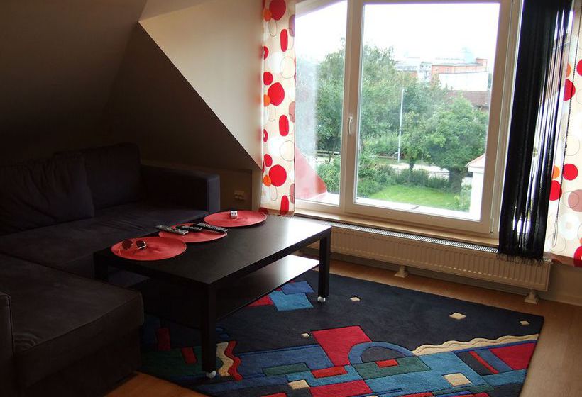 Platypus Penthouse Honeymoon Suite | Helsingborg | Skane | Suécia 4