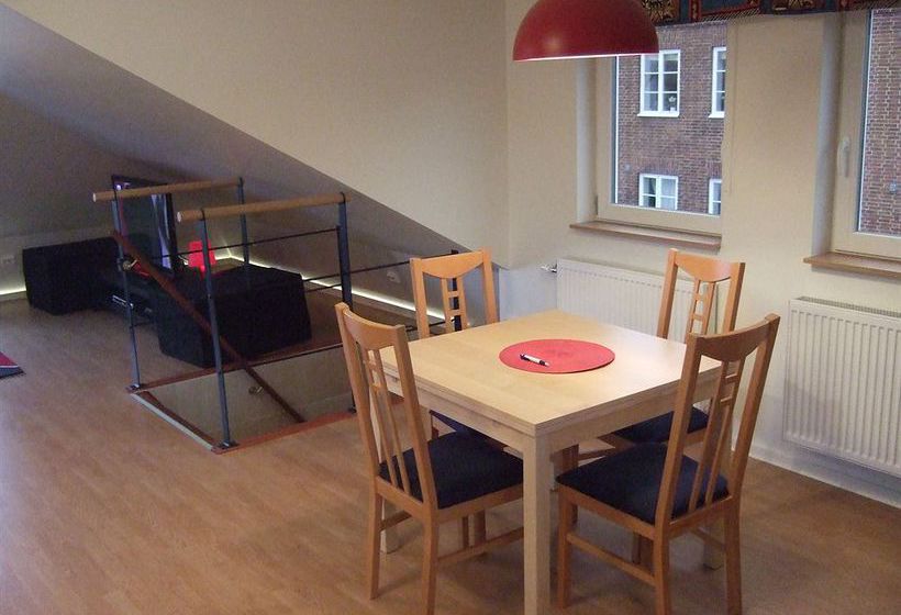 Platypus Penthouse Honeymoon Suite | Helsingborg | Skane | Suécia 8