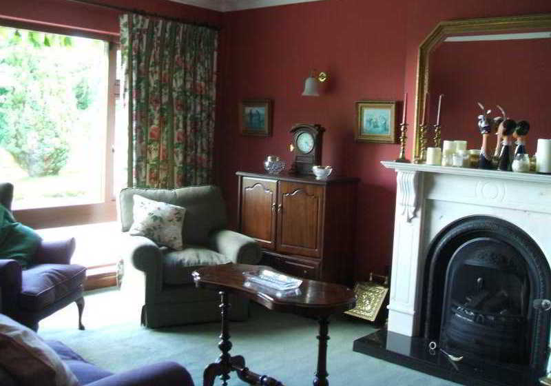 Carrickmourne House Bed And Breakfast