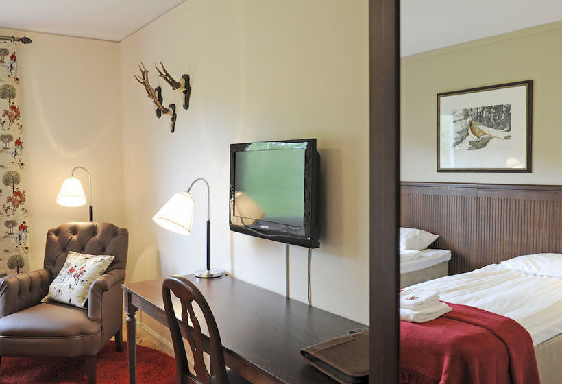 Hostel Öster Malma Slot | Nykoping | Sodermanlands Lan | Sweden 3