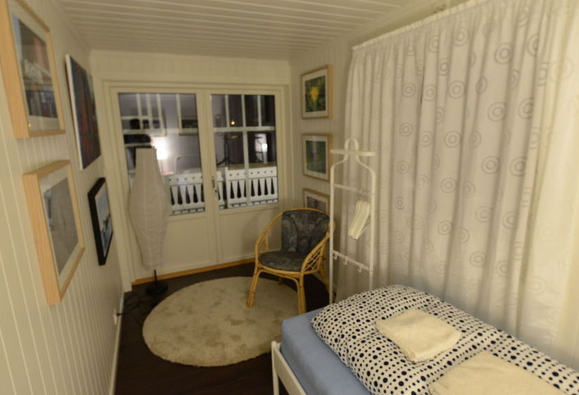 Dragon Villa Reine | Moskenesoy | Nordland | Norway 1