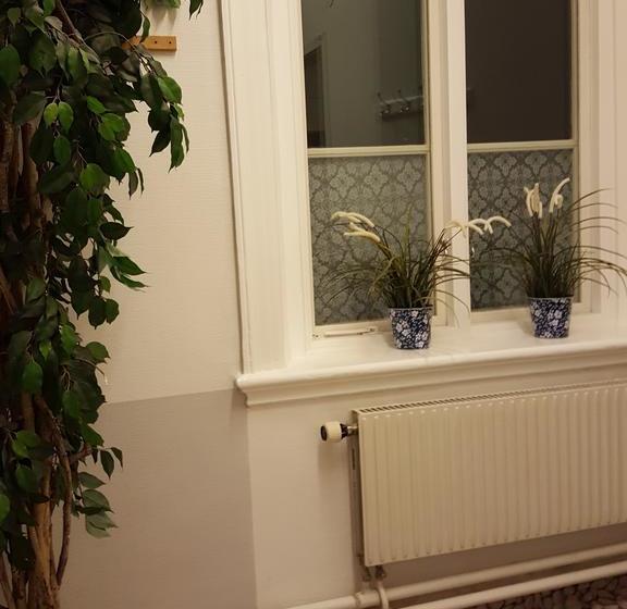 Centralstationens Hotell & Vandrarhem | Norrkoping | Ostergotlands Lan | Sweden 5