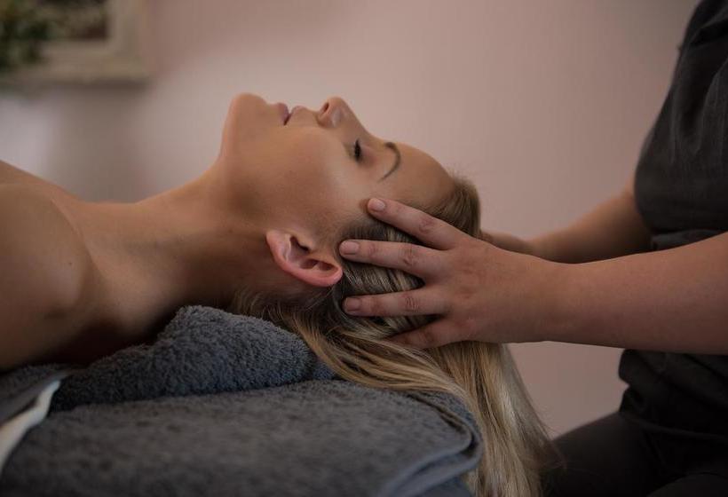 Pension Cliff At Lyons | Celbridge | Kildare | Ireland 16