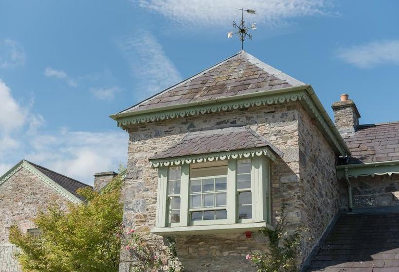 Pension Cliff At Lyons | Celbridge | Kildare | Ireland 4