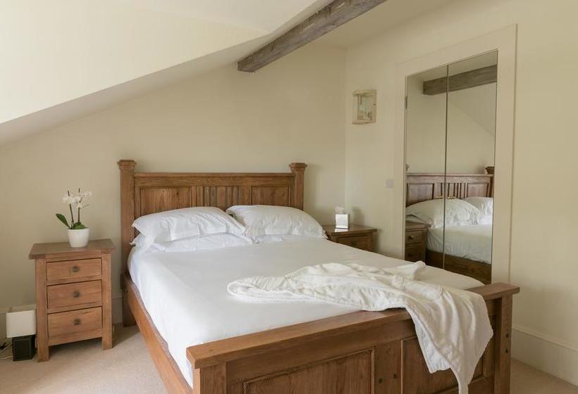 Pension Cliff At Lyons | Celbridge | Kildare | Ireland 5