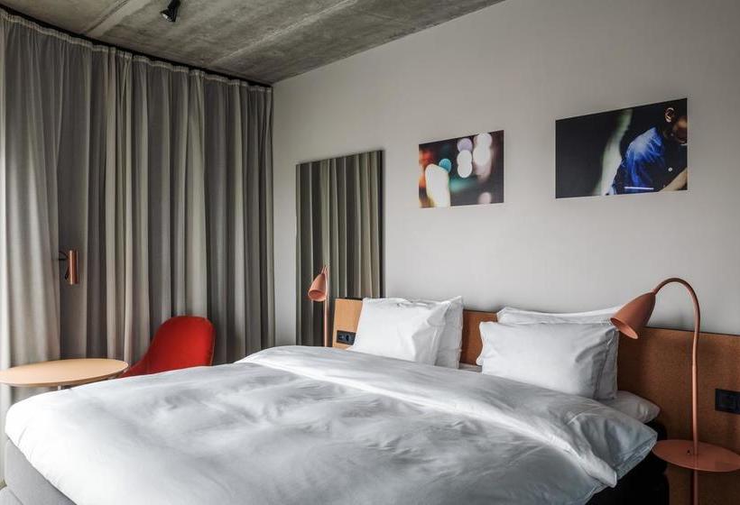 Story Hotel Studio Malmo | Malmö | Skane | Schweden 11