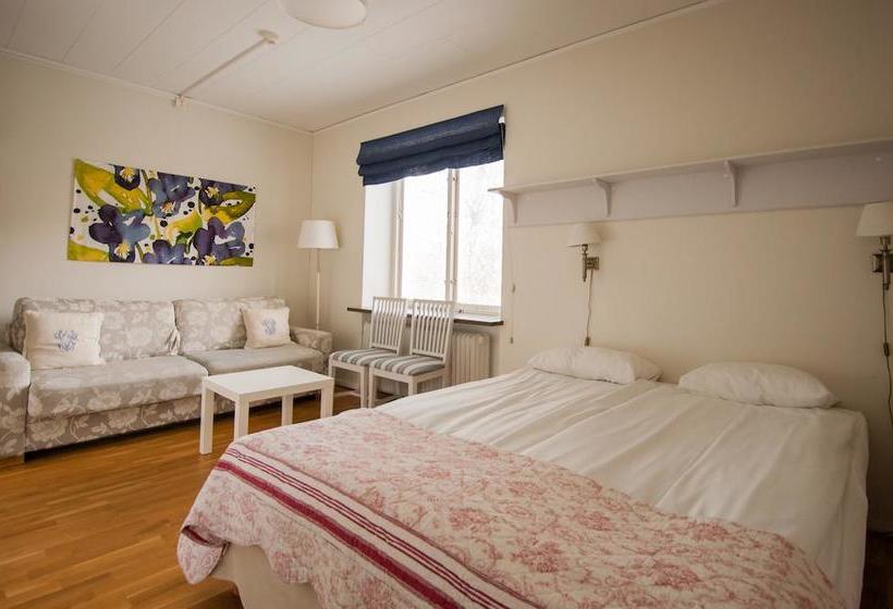 Slottshotellet Budget Accommodation | Kalmar | Kalmar Lan | Sweden 19