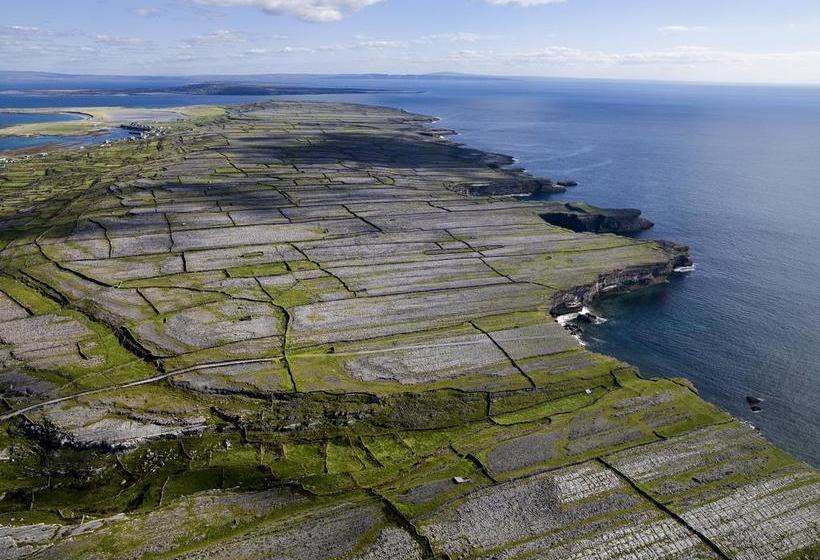 Aran Islands Hotel | Kilronan | Galway | Ireland 8