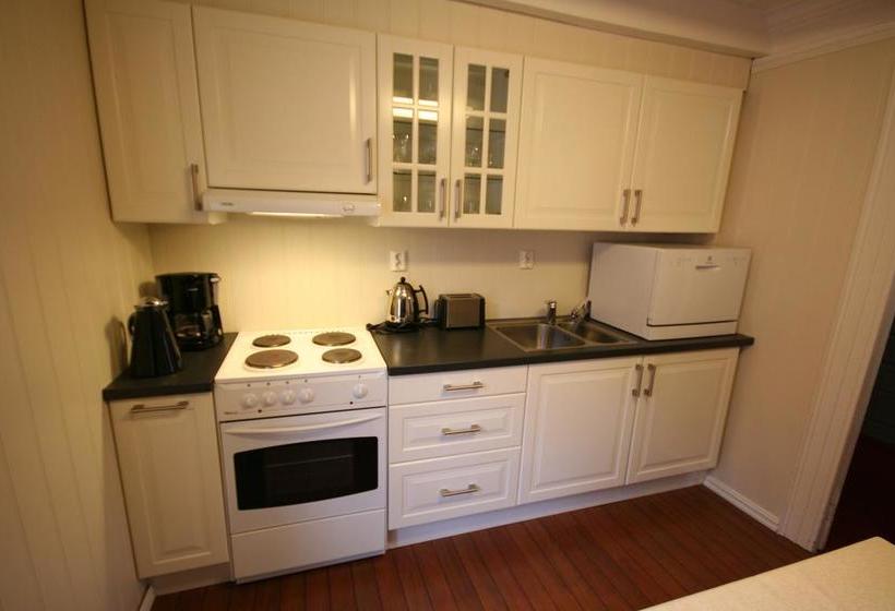 Bed and Breakfast Norneshuset Overnatting | Skudeneshavn | Rogaland | Norway 5