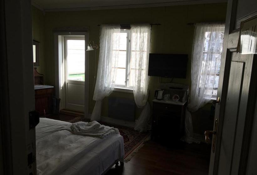 Bed and Breakfast Cafe Ibsen | Grimstad | Aust-Agder | Norway 6