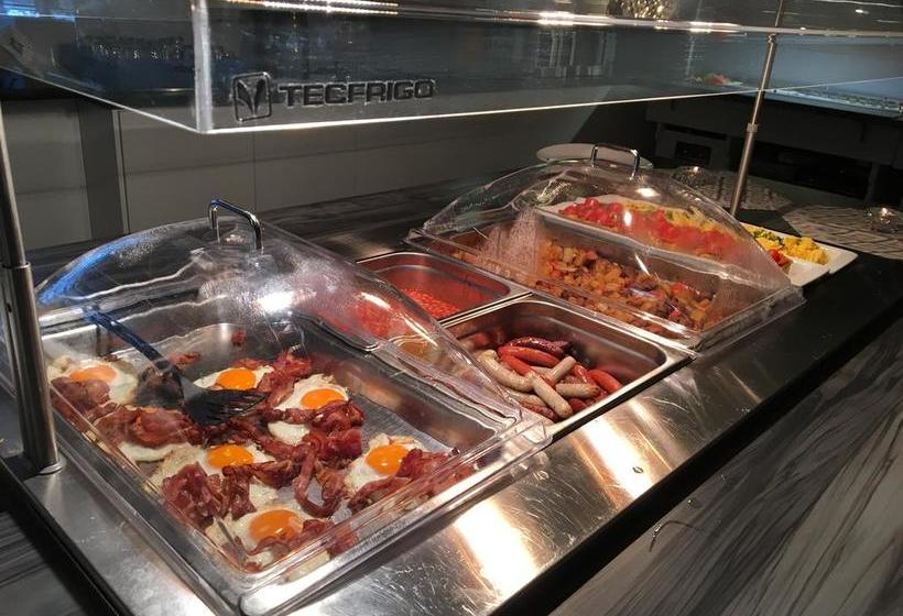 Vestnes Fjordhotell | Vestnes | More og Romsdal | Norway 12