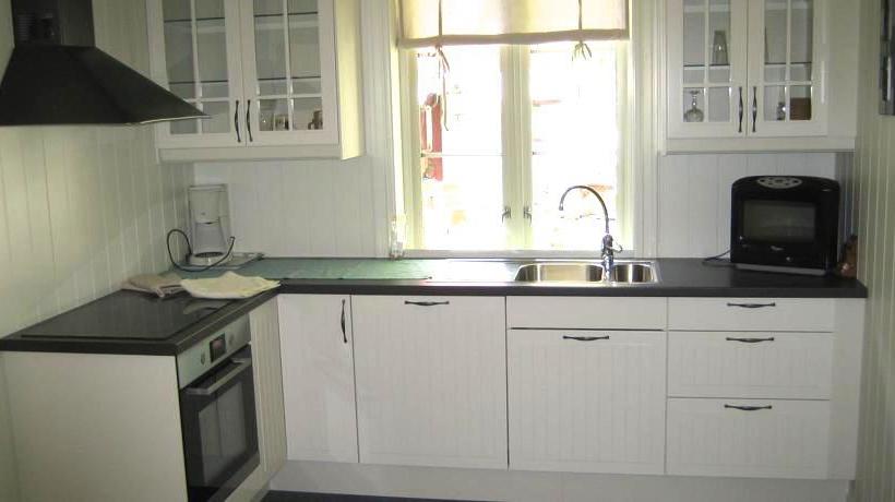 Bed and Breakfast Jordbærstova Feriehus | Valldal | More og Romsdal | Norway 4