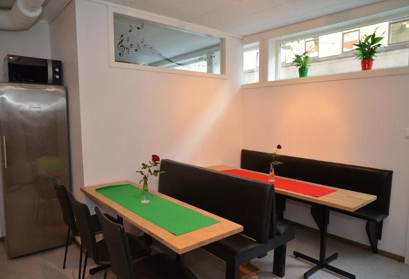 Piano Hostel | Bergen | Hordaland | Norway 11