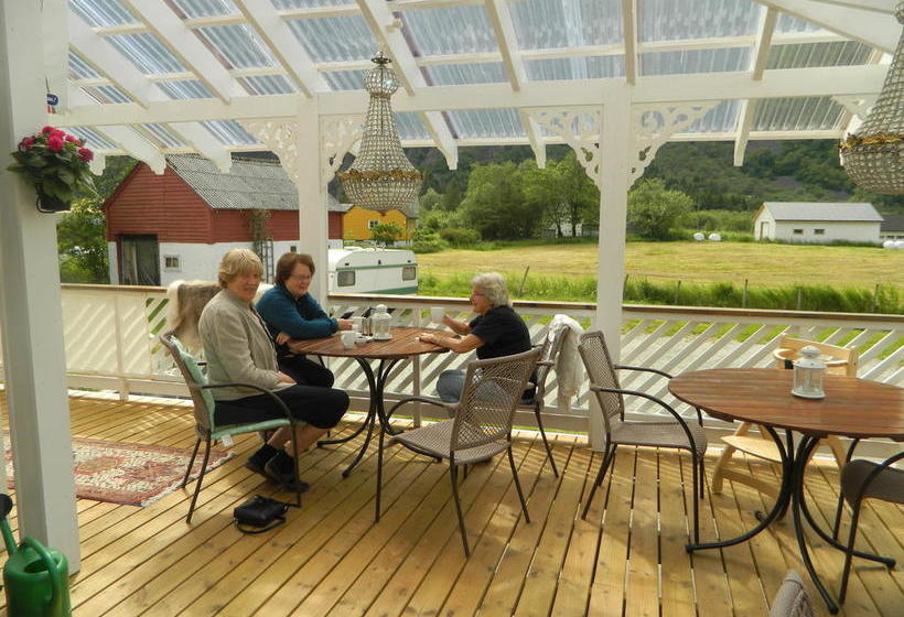 Bed and Breakfast Eidfjord Gjestgiveri | Eidfjord | Hordaland | Norway 13