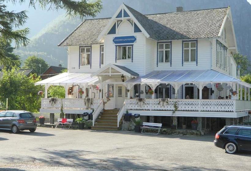 Bed and Breakfast Eidfjord Gjestgiveri | Eidfjord | Hordaland | Norway 2