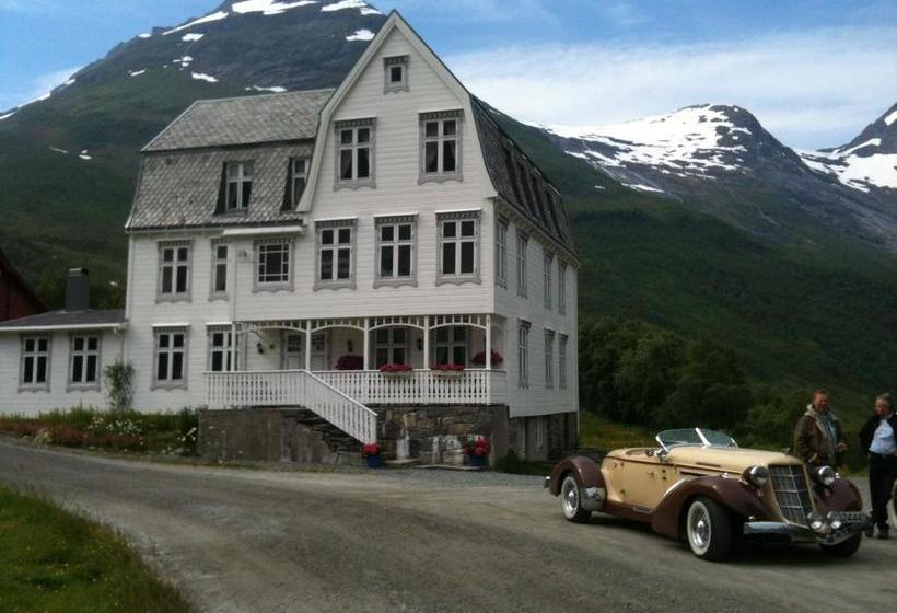 Hotel Villa Norangdal Hellesylt More og Romsdal