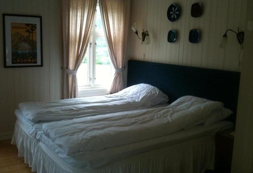 Hotel Villa Norangdal | Hellesylt | More og Romsdal | Norway 17