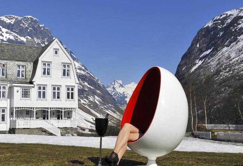 Hotel Villa Norangdal | Hellesylt | More og Romsdal | Norway 4