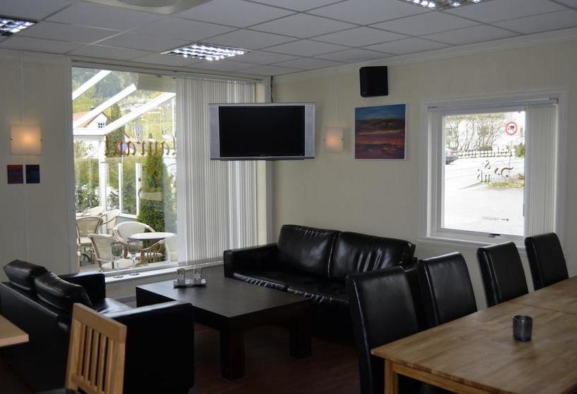 Hotel Sentrum | Nordfjordeid | Sogn og Fjordane | Norway 6