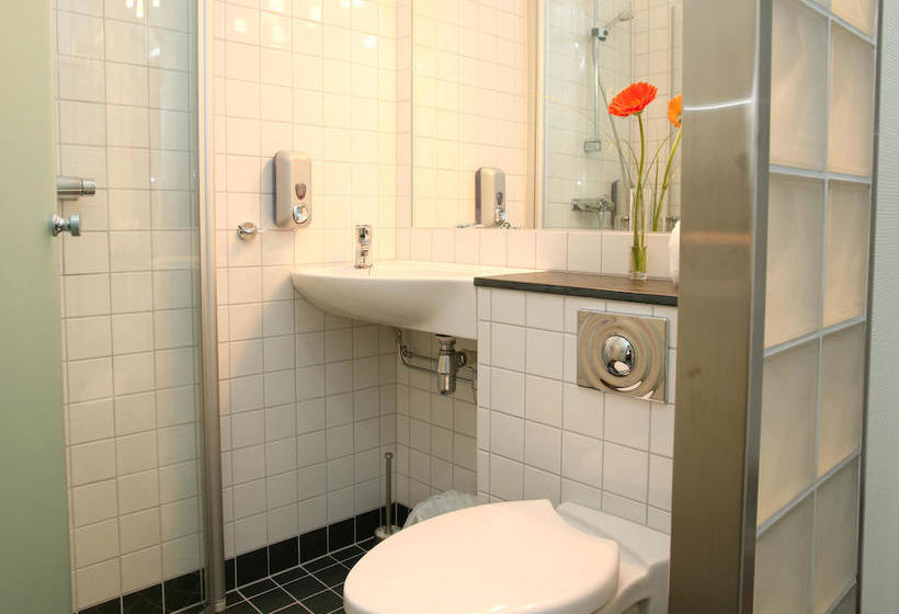 Hotel Breidablikk Guesthouse | Narvik | Nordland | Norway 16