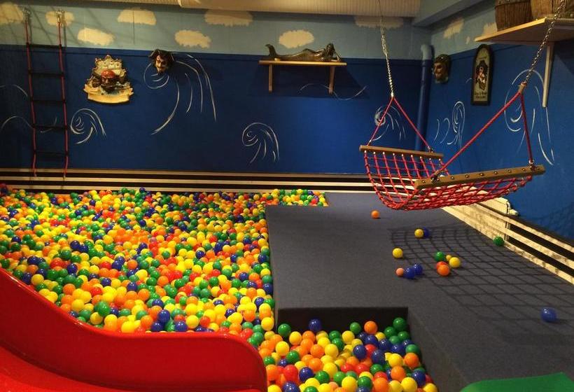 Hostel Uncle Joe S | Visby | Gotlands Lan | Sweden 13