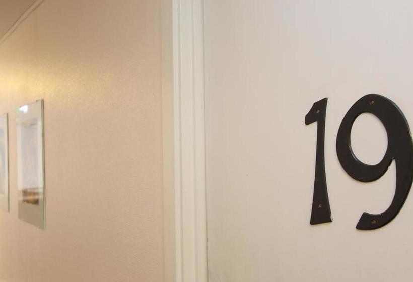 Rut & Ragnars Vandrarhem | Malmo | Skane | Sweden 15