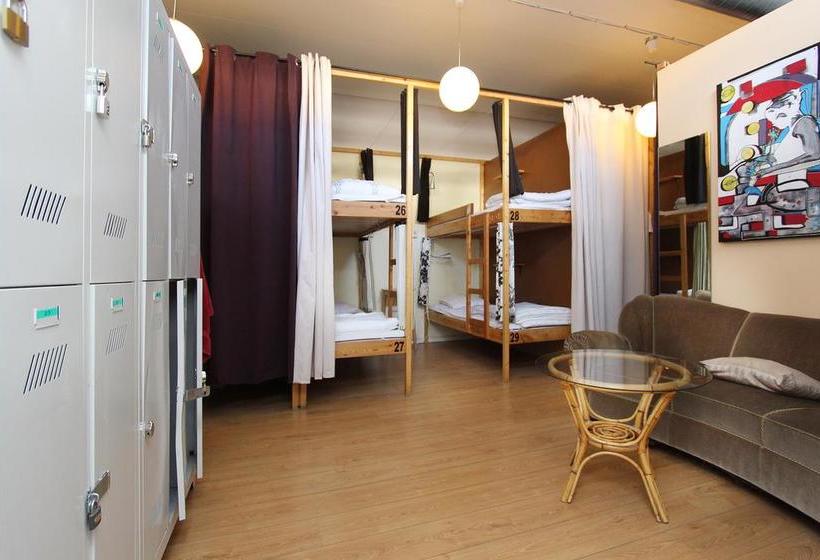 Rut & Ragnars Vandrarhem | Malmo | Skane | Sweden 16