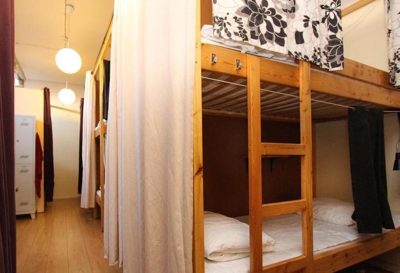 Rut & Ragnars Vandrarhem | Malmo | Skane | Sweden 18