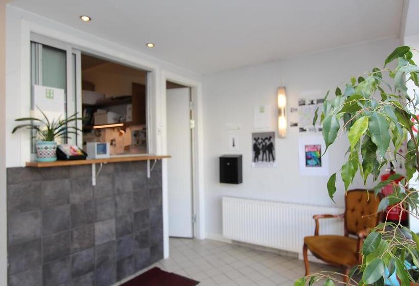 Rut & Ragnars Vandrarhem | Malmo | Skane | Sweden 4