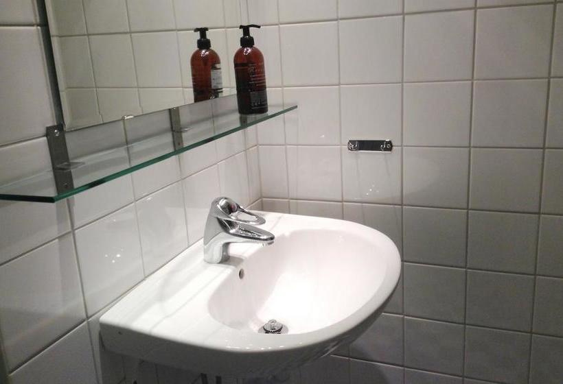 Hostel Cityroom & Apartments Triangeln | Malmo | Skane | Sweden 5