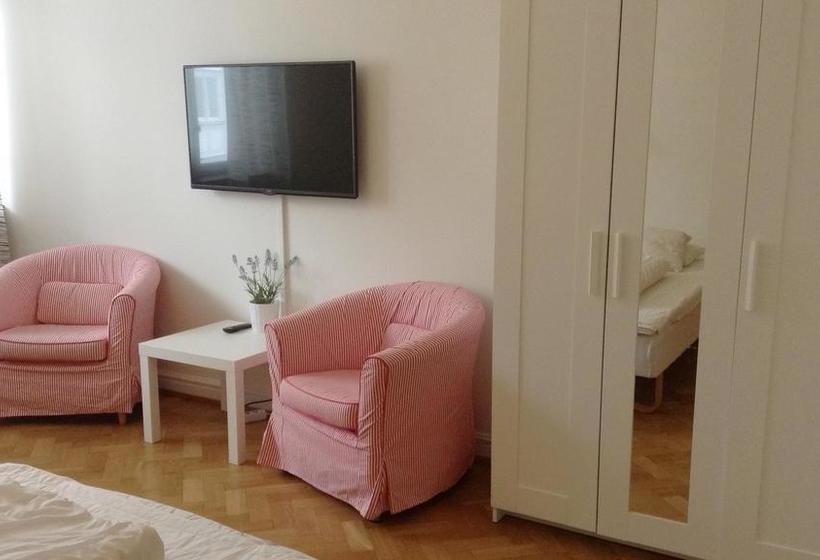 Hostel Cityroom & Apartments Triangeln | Malmo | Skane | Sweden 8