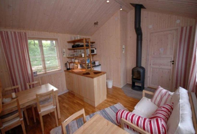 Hostel Paviljongen Cottage And Rooms | Jonkoping | Jonkopings Lan | Sweden 2