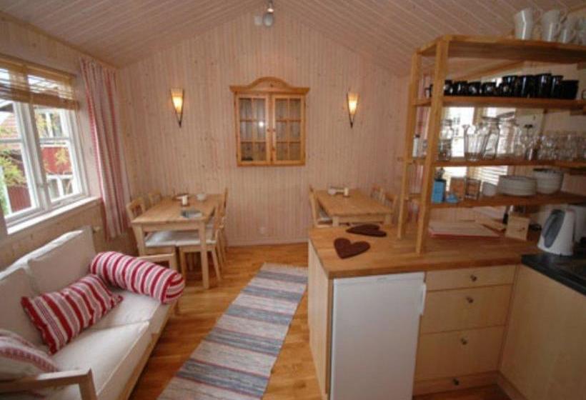 Hostel Paviljongen Cottage And Rooms | Jonkoping | Jonkopings Lan | Sweden 3