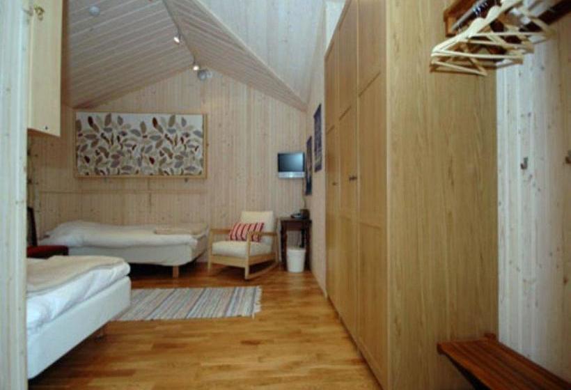 Hostel Paviljongen Cottage And Rooms | Jonkoping | Jonkopings Lan | Sweden 5